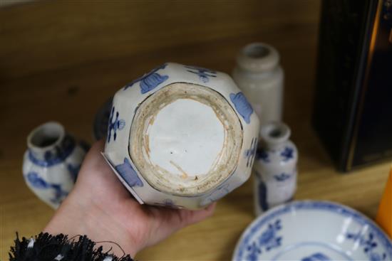 A collection of mixed 18th/19th century blue and white Chinese ceramics (mostly damaged)